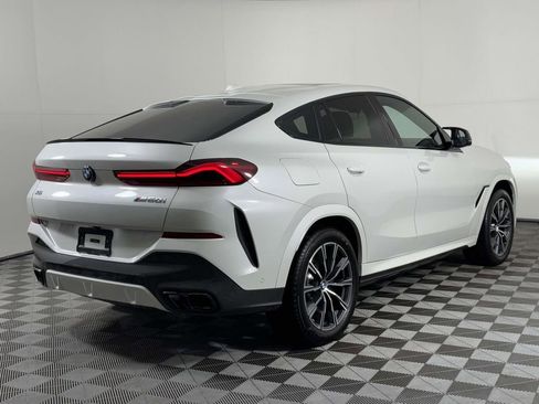 Used 2025 BMW X6 M60i w/ Parking Assistance Package AWD/4WD image 10