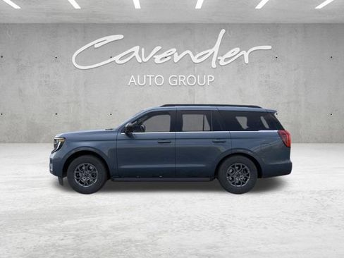 New 2025 Ford Expedition Active image 3