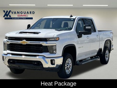 Used 2025 Chevrolet Silverado 2500 LT w/ Convenience Package AWD/4WD image 5