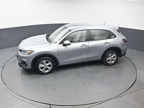 Certified 2024 Honda HR-V LX image 36