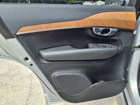 Certified 2024 Volvo XC90 T8 Plus w/ Protection Package Premier image 19