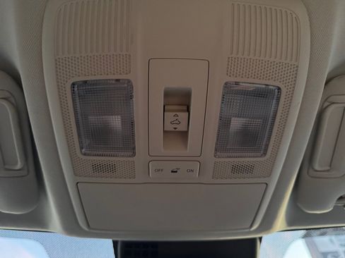 Used 2019 MAZDA CX-5 Touring image 24