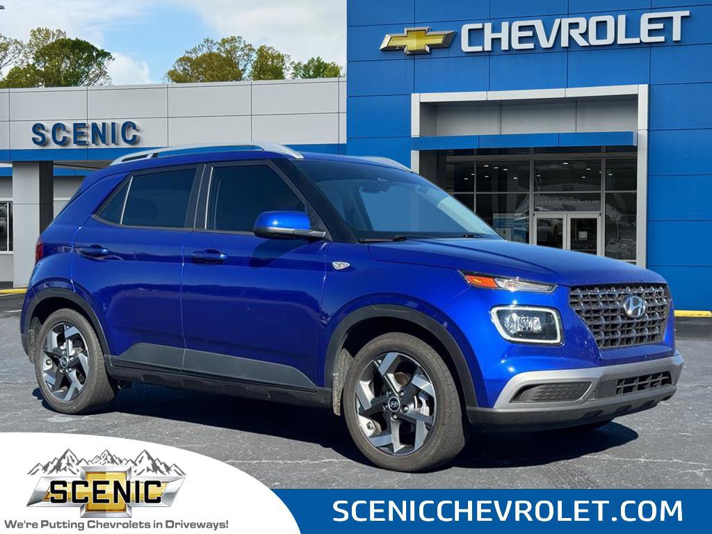 Used 2025 Hyundai Venue Limited FWD image 1