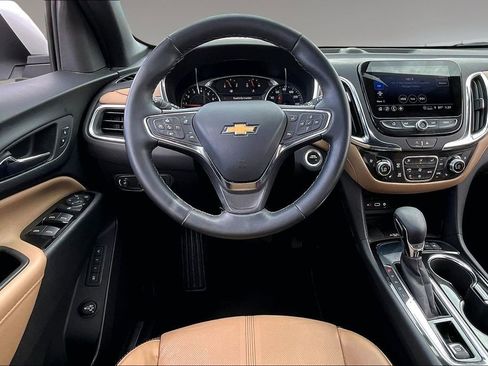 Used 2024 Chevrolet Equinox Premier FWD image 5