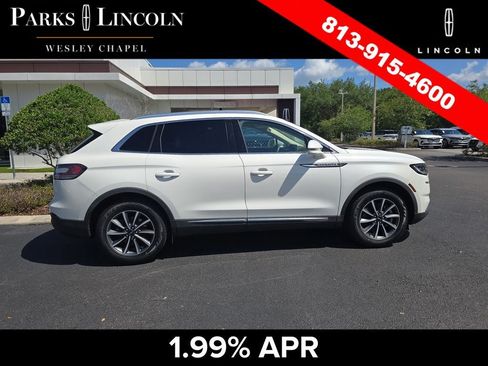 Certified 2022 Lincoln Nautilus FWD image 3