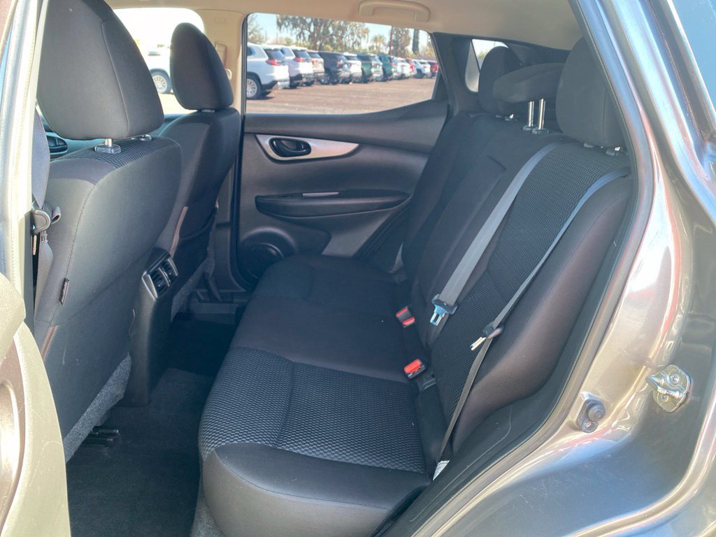 Used 2019 Nissan Rogue Sport S FWD image 19