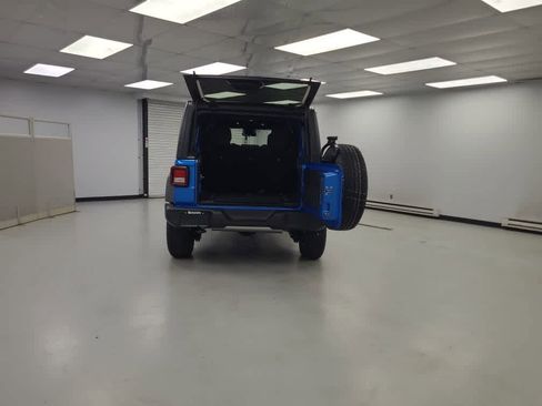 New 2025 Jeep Wrangler Sport S image 7