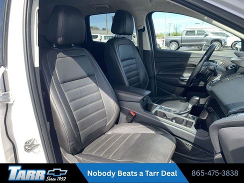 Used 2017 Ford Escape Titanium AWD/4WD image 24