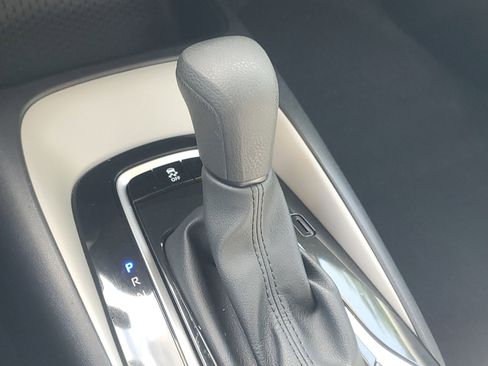 Certified 2025 Toyota Corolla LE FWD image 29
