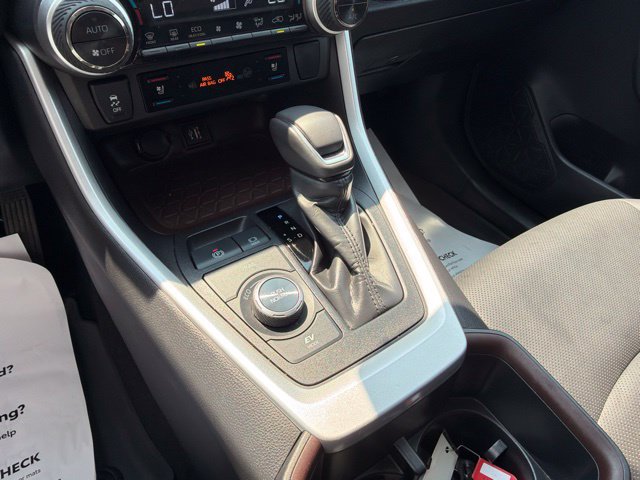 Used 2024 Toyota RAV4 Limited AWD/4WD image 21