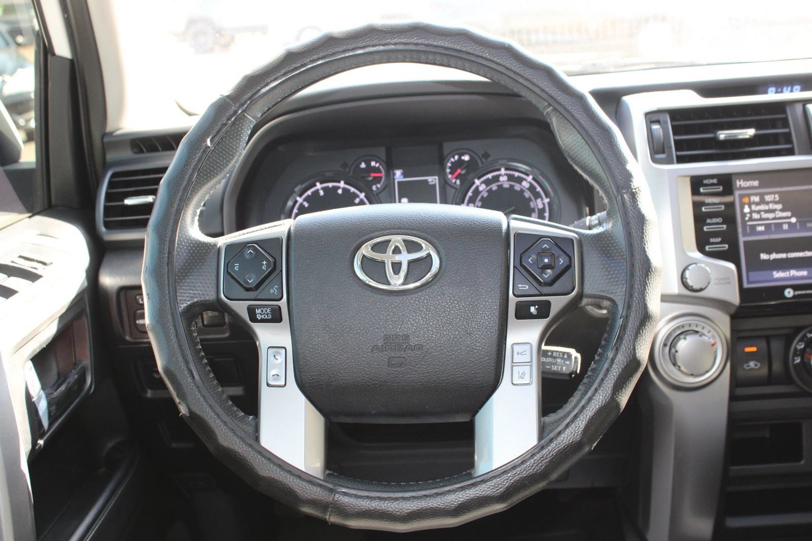 Used 2020 Toyota 4Runner SR5 Premium w/ Moonroof Package RWD image 20
