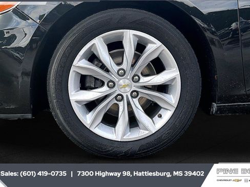 Used 2024 Chevrolet Malibu LT FWD image 7