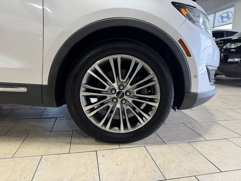 Used 2016 Lincoln MKX Reserve w/ Technology Package AWD/4WD image 37
