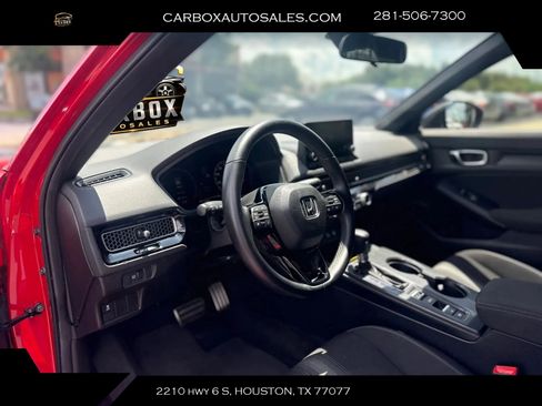 Used 2025 Honda Civic Sport image 16