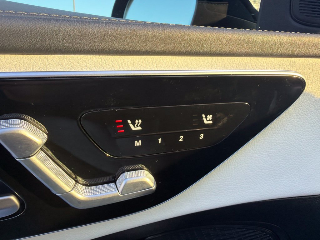 Used 2023 Mercedes-Benz C 300 4MATIC Sedan image 9