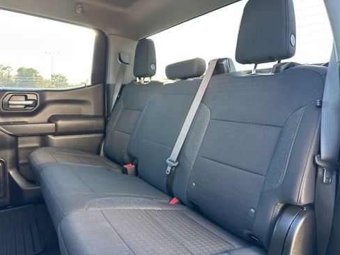Used 2022 Chevrolet Silverado 1500 Custom image 26