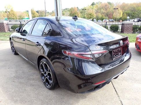 New 2025 Alfa Romeo Giulia Sprint image 3