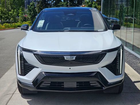 New 2026 Cadillac Optiq Sport 1 AWD/4WD image 8