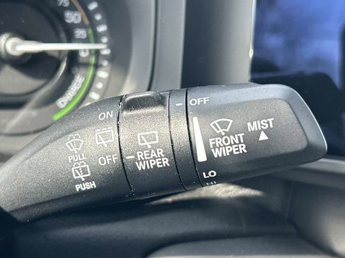 Used 2025 Jeep Wrangler Unlimited Sahara image 26