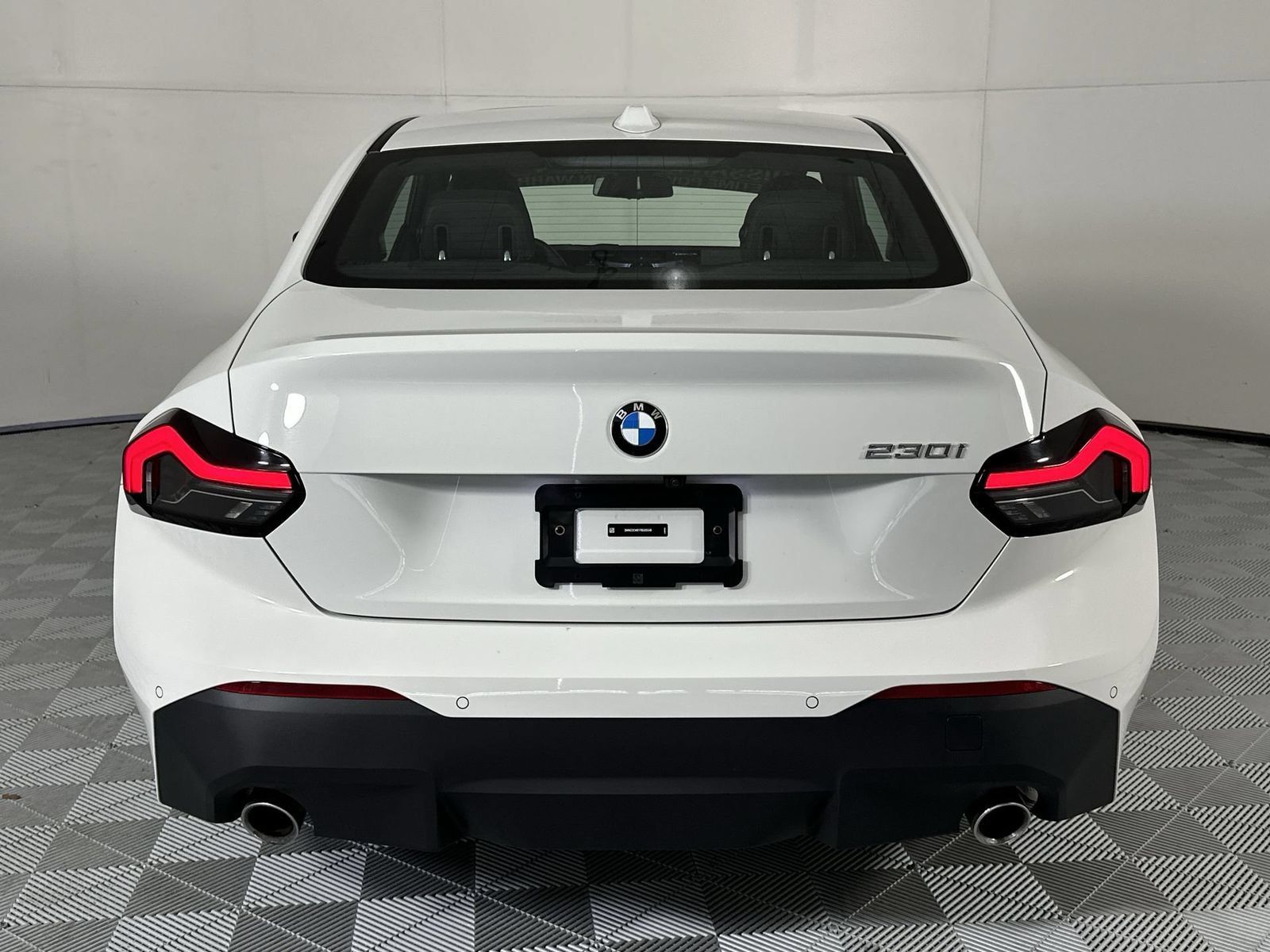 Used 2026 BMW 230i Coupe RWD image 7