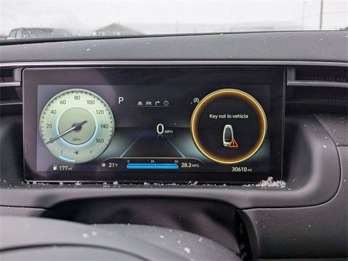 Used 2023 Hyundai Tucson Limited w/ Cargo Package image 17