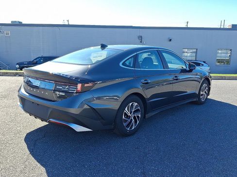 New 2026 Hyundai Sonata Blue image 3