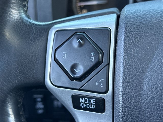 Used 2019 Toyota Tundra Platinum AWD/4WD image 36