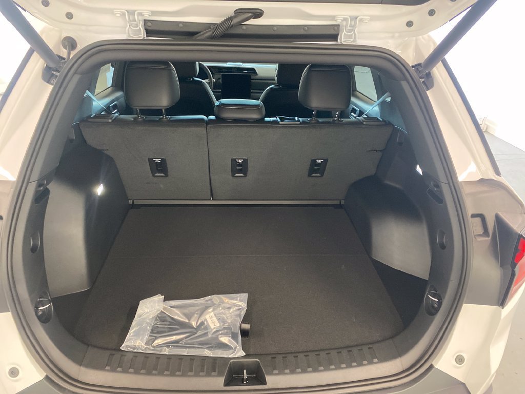 New 2027 GMC Terrain Elevation w/ Elevation Premium Package FWD image 8