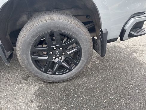 Used 2024 Chevrolet Silverado 1500 RST w/ Convenience Package II image 10