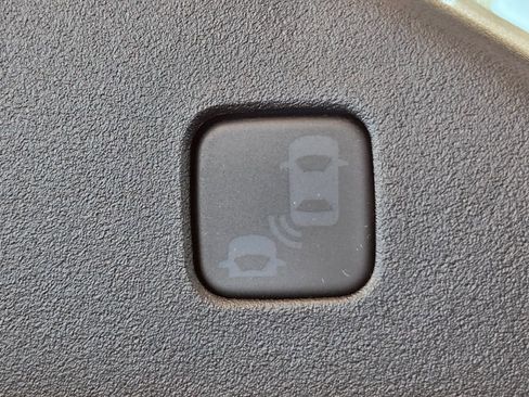 Used 2022 Honda Passport TrailSport image 32