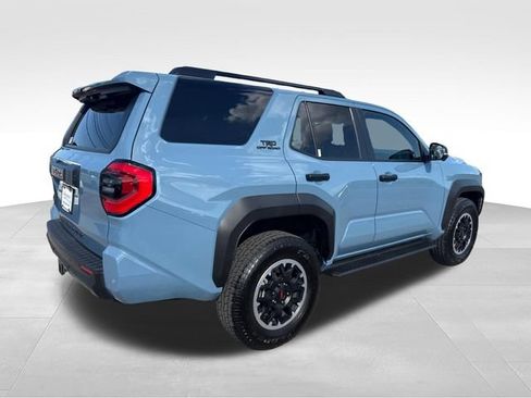Used 2025 Toyota 4Runner TRD Off-Road Premium AWD/4WD image 5