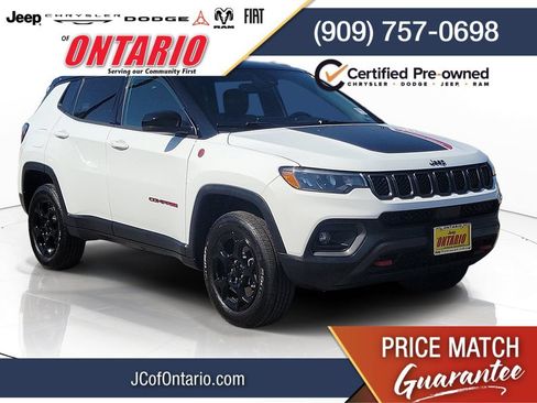 Certified 2024 Jeep Compass Trailhawk AWD/4WD image 1