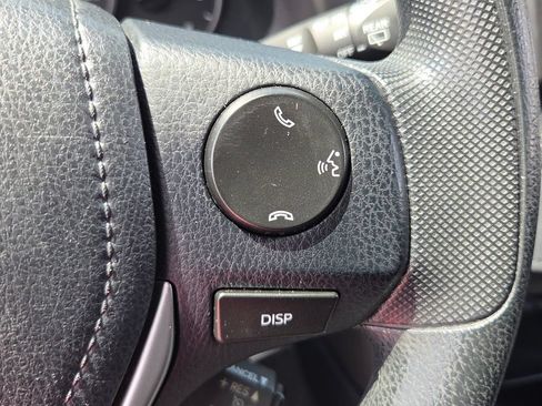 Used 2016 Toyota RAV4 LE FWD image 23