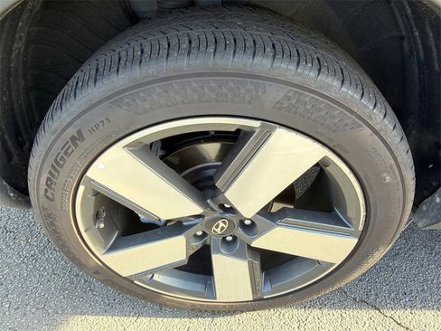 Used 2024 Hyundai Santa Fe Limited image 17