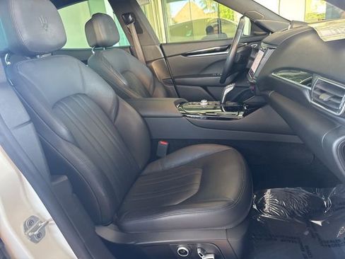 Certified 2022 Maserati Levante Modena AWD/4WD image 17