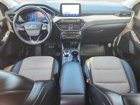 Used 2021 Ford Escape Titanium w/ Titanium Elite Package image 10