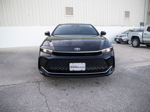 Certified 2026 Toyota Crown XLE image 3