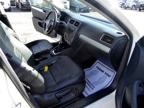 Used 2014 Volkswagen Jetta SE image 17