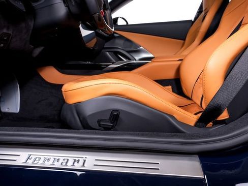 Used 2026 Ferrari 12Cilindri RWD image 27