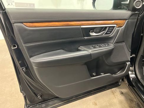 Used 2020 Honda CR-V Touring image 10