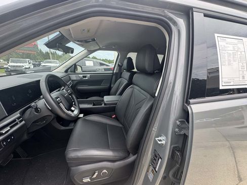 Used 2026 Hyundai Santa Fe SEL FWD image 7