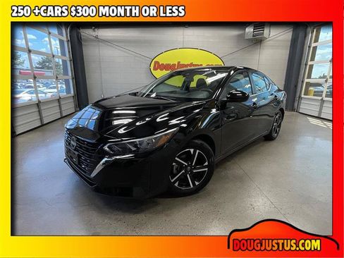 Used 2024 Nissan Sentra SV FWD image 1