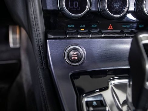 Used 2021 Jaguar F-TYPE Coupe image 31