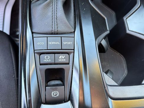 Used 2026 Toyota Camry LE FWD image 14