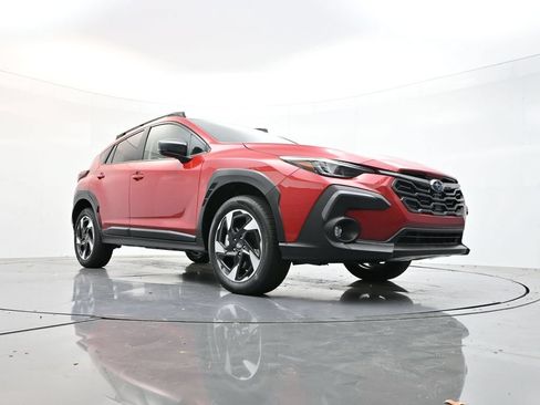Used 2025 Subaru Crosstrek 2.5i Limited w/ Crosstrek Mirror Package AWD/4WD image 32