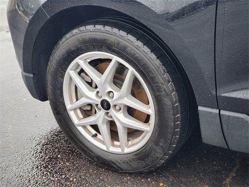 Certified 2024 Ford Edge SEL w/ Convenience Package image 30