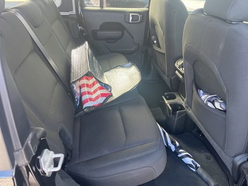 Used 2023 Jeep Wrangler Sport image 7