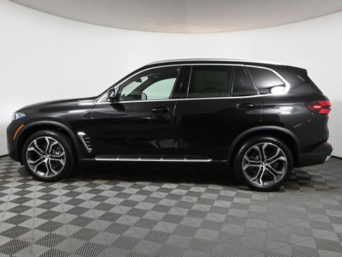 Used 2026 BMW X5 xDrive40i image 2