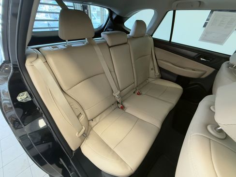 Used 2018 Subaru Outback 2.5i Limited image 29