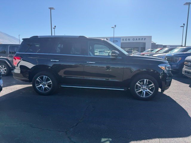 Used 2022 Ford Expedition Limited AWD/4WD image 8